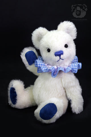 Artist Bear, Bluno by Wayneston Bears