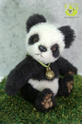 Artist Panda, Jian Jian (健健) by Wayneston Bears