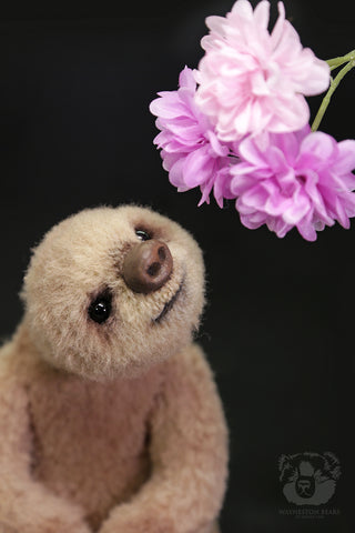 Artist Sloth, Sweet Pea by Wayneston Bears
