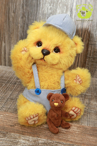 Artist Bear, Zubin by Wayneston Bears