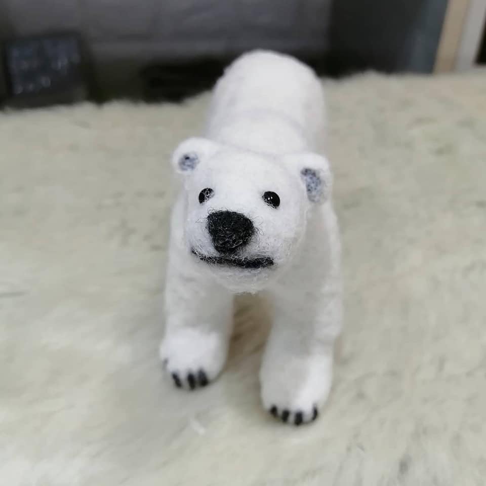 Beginner (3-Day Workshop) --- Needle Felt Polar Cub by Wayneston Bears –  Wayneston Studios