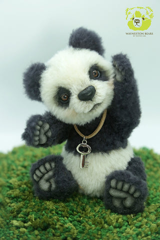 Artist Panda, Didi by Wayneston Bears