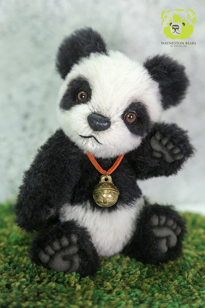 Artist Panda, Kang Kang (康康) by Wayneston Bears
