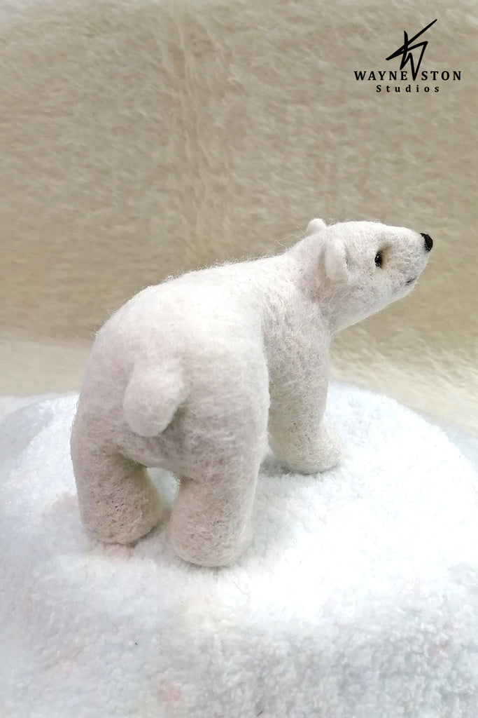 Bergin & Bath Needle Felting Kit Polar Bear - The Websters
