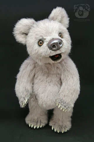 Artist Bear, Starsky by Wayneston Bears